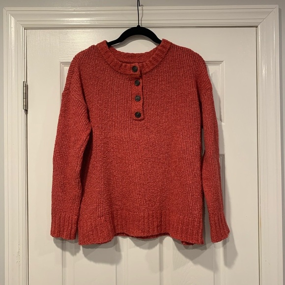 American Eagle Jegging Fit Henley Sweater - Picture 2 of 4